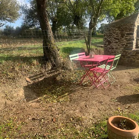 Apartment A La Bourreliere 2-4 Pers, Meuble De Tourisme 3 Etoiles Le Louroux-Beconnais